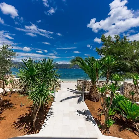 Apartment By The Sea Arbanija, Ciovo - 14825