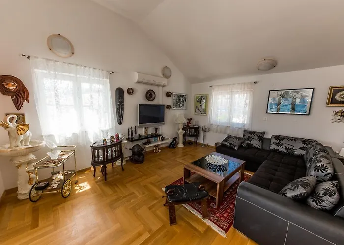 Апартаменти By The Sea Arbanija, Ciovo - 14825 Трогір